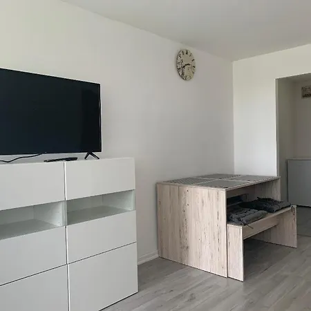 Apartment 3 Messe *
